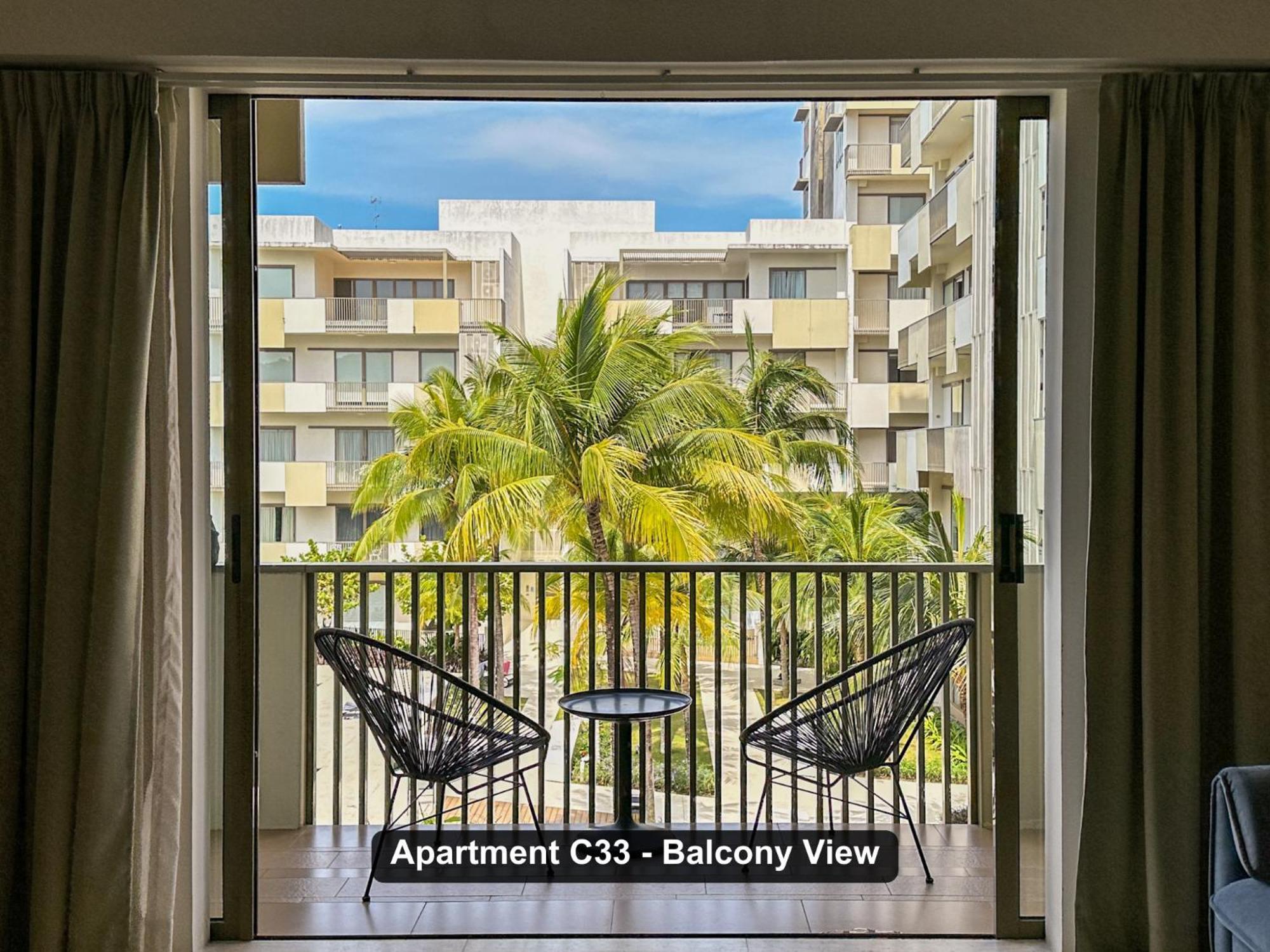 By The Sea- Pool And Sea View Apartment Batu Feringgi Luaran gambar