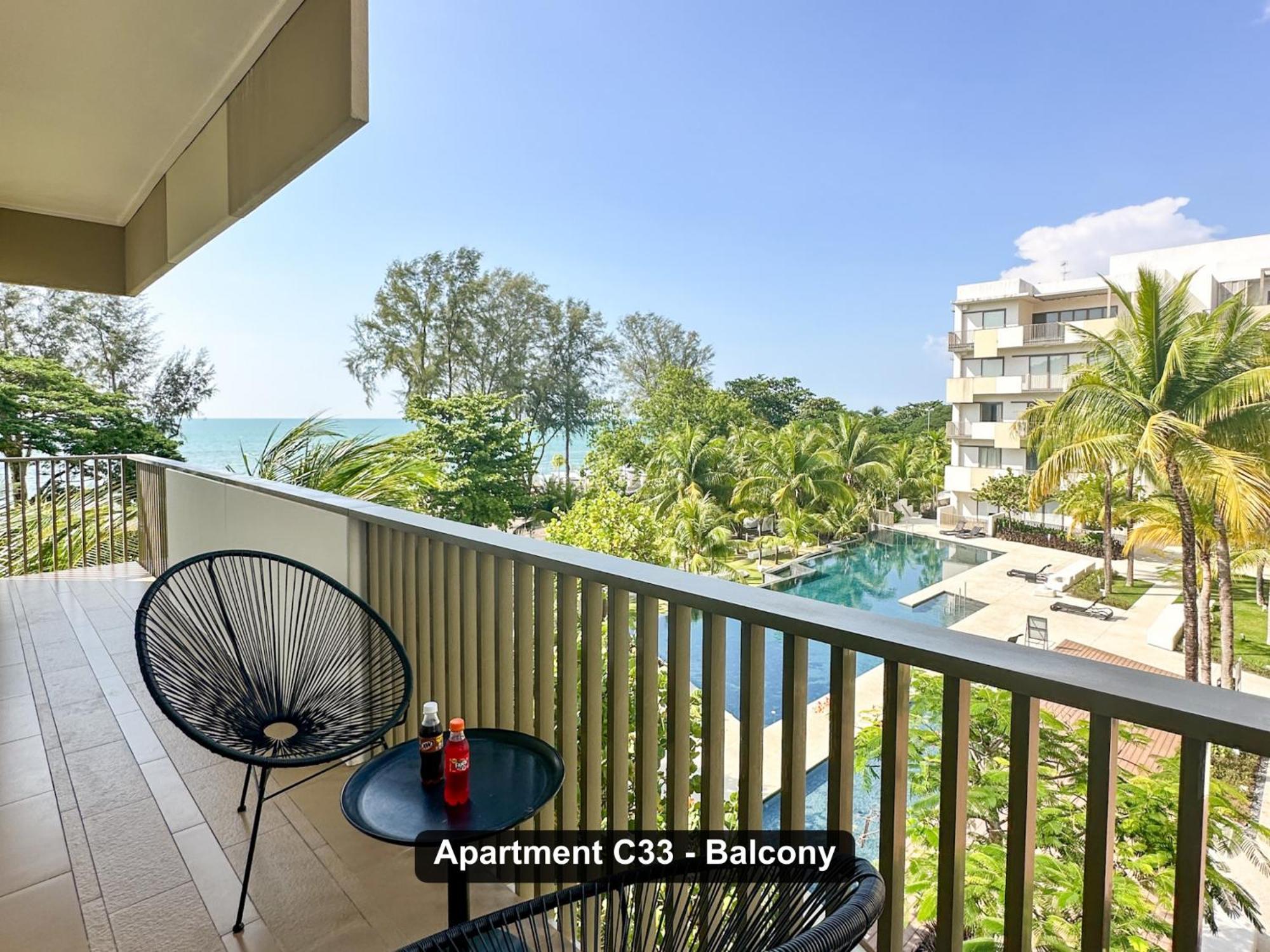 By The Sea- Pool And Sea View Apartment Batu Feringgi Luaran gambar